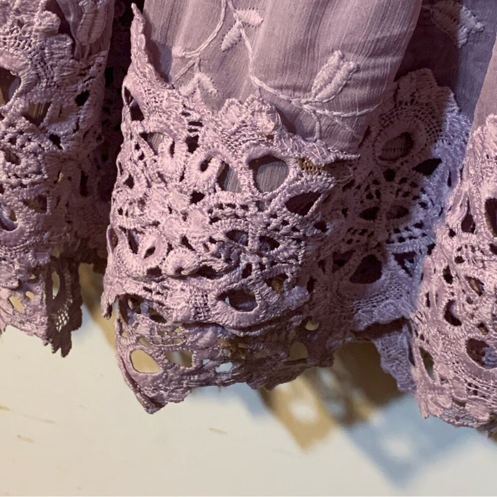 Lilac Lace MINI dress size Medium NWT - Picture 7 of 16